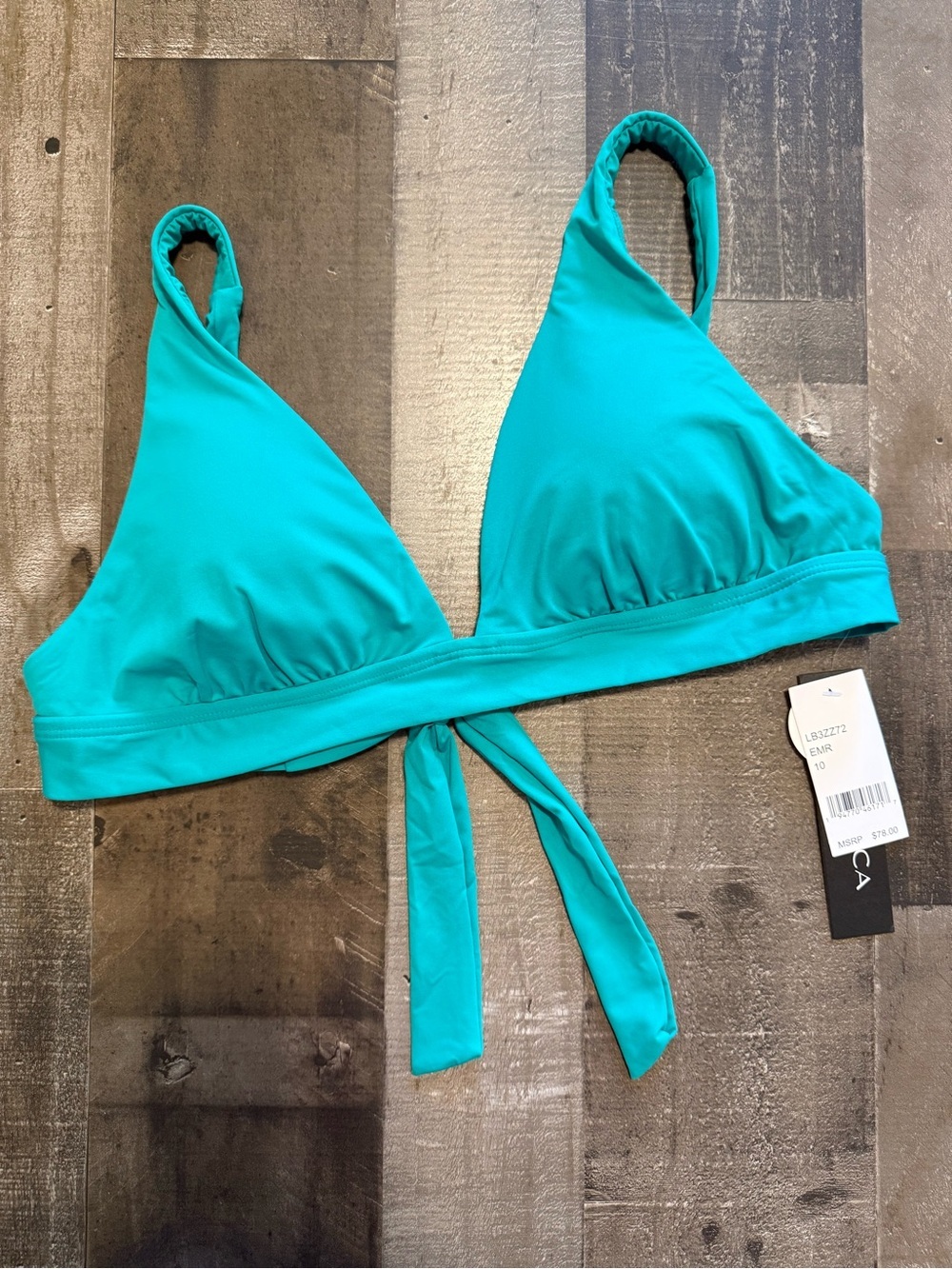 NWT La Blanca Island Goddess Emerald Green Bikini Top size 8 and 10